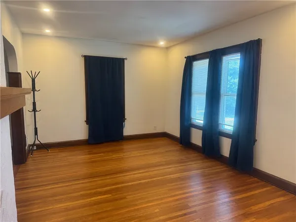 $1,500 | 102 Tulane Road, Tonawanda, NY 14217