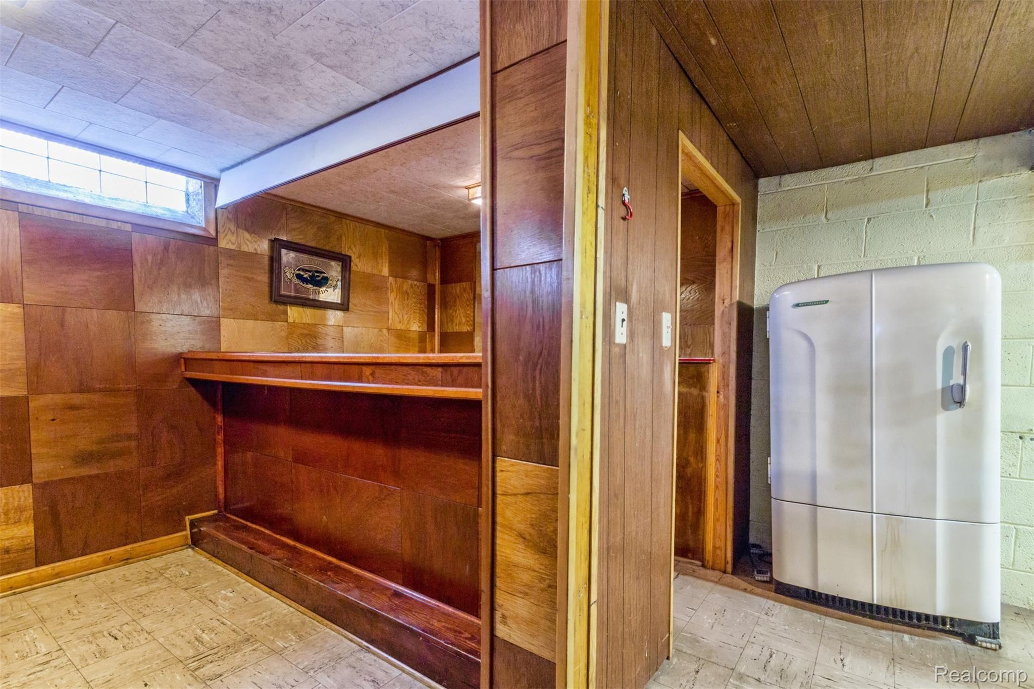 3853 Harding Street Dearborn, MI 48124 - Photo 24 of 32 26.jpg