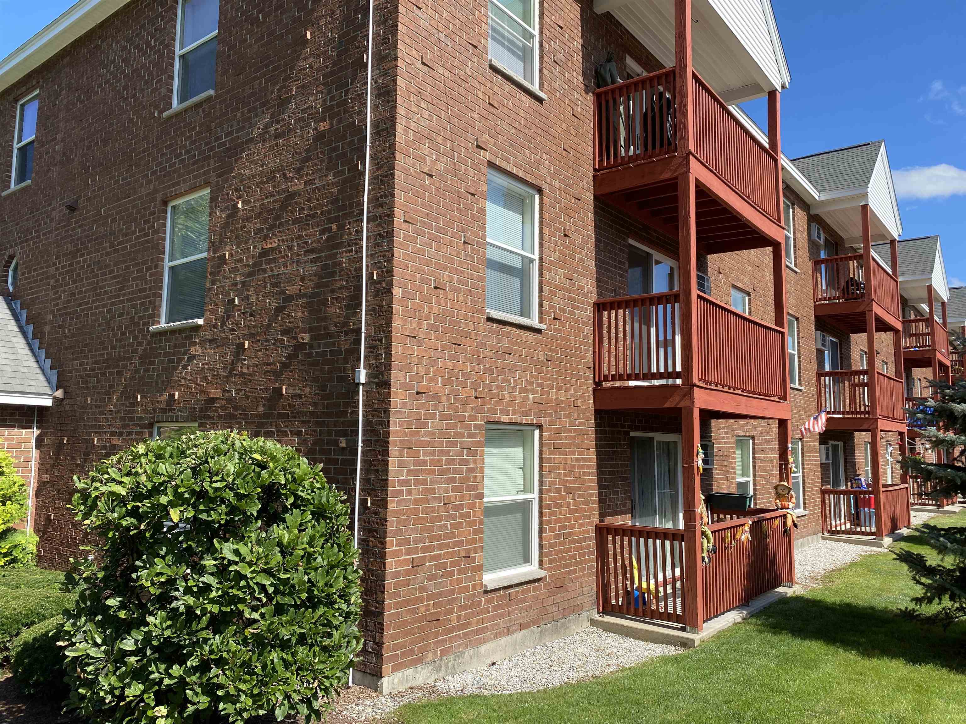 96 Powers Street, Unit 200 Milford, NH 03055 - Photo 2 of 36