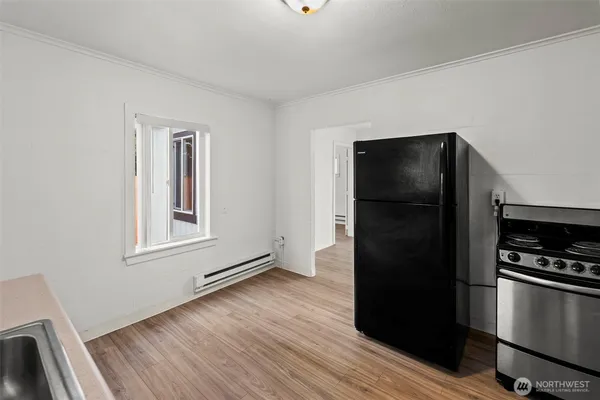 $299,990 | 10916 South Yakima Avenue, Tacoma, WA 98444