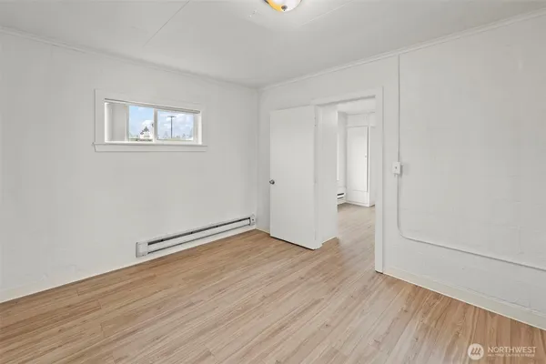 $299,990 | 10916 South Yakima Avenue, Tacoma, WA 98444