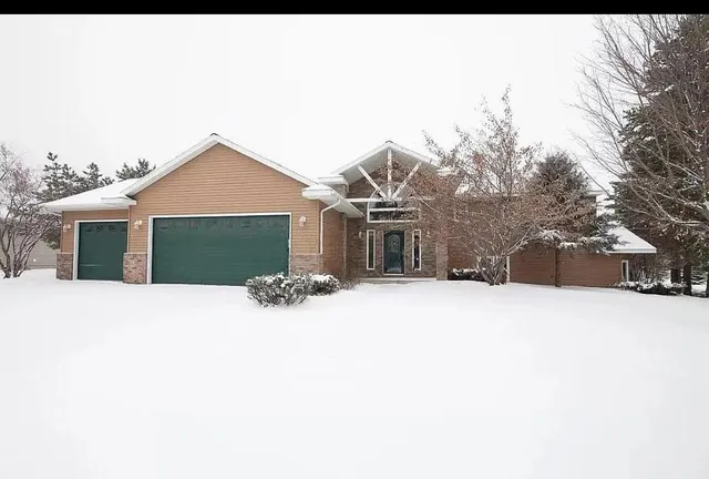 $465,000 | 717 South Shore Drive, Detroit Lakes, MN 56501