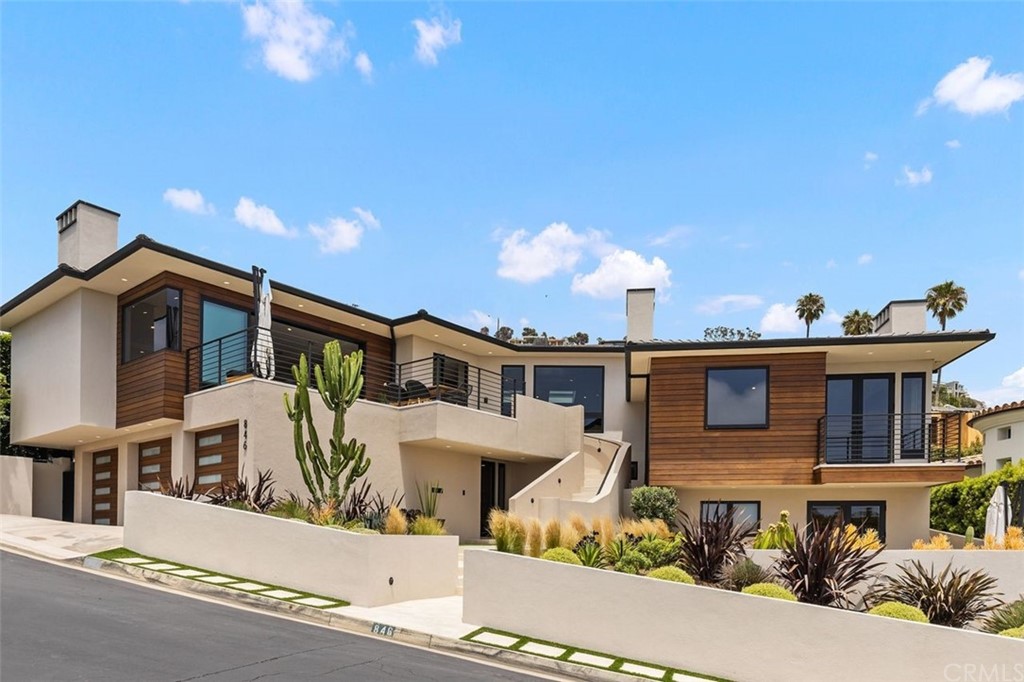 846 Emerald Bay Laguna Beach, CA 92651 - Photo 1 of 42