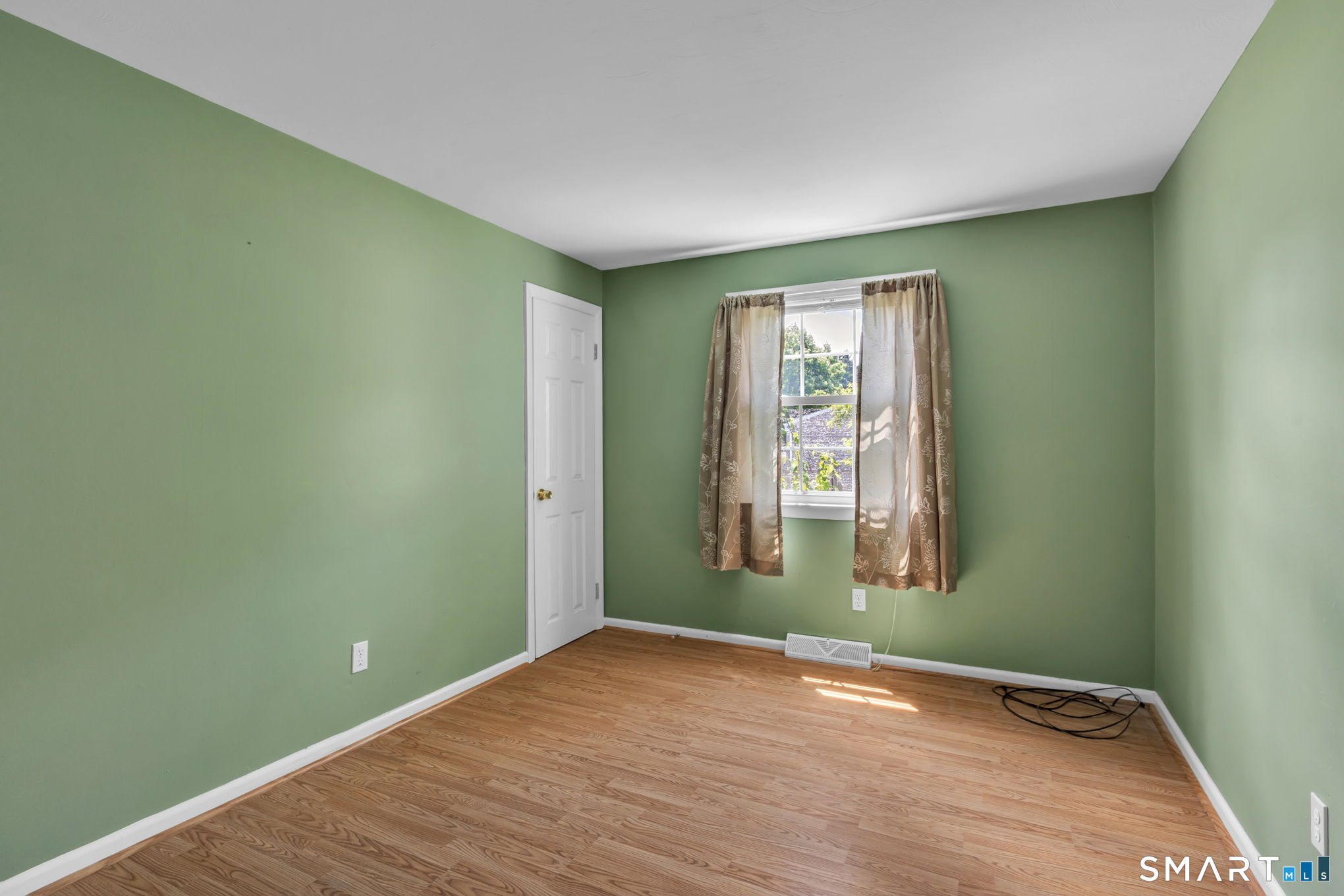 19 Alberta Street Windsor Locks, CT 06096 - Photo 16 of 31