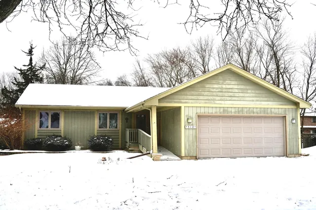 $369,000 | 512 Shenandoah Trail, Elgin, IL 60123