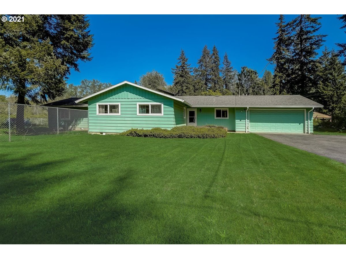 8112 Southeast Kane Road Gresham, OR 97080 - Photo 1 of 32 Gallery Image 1