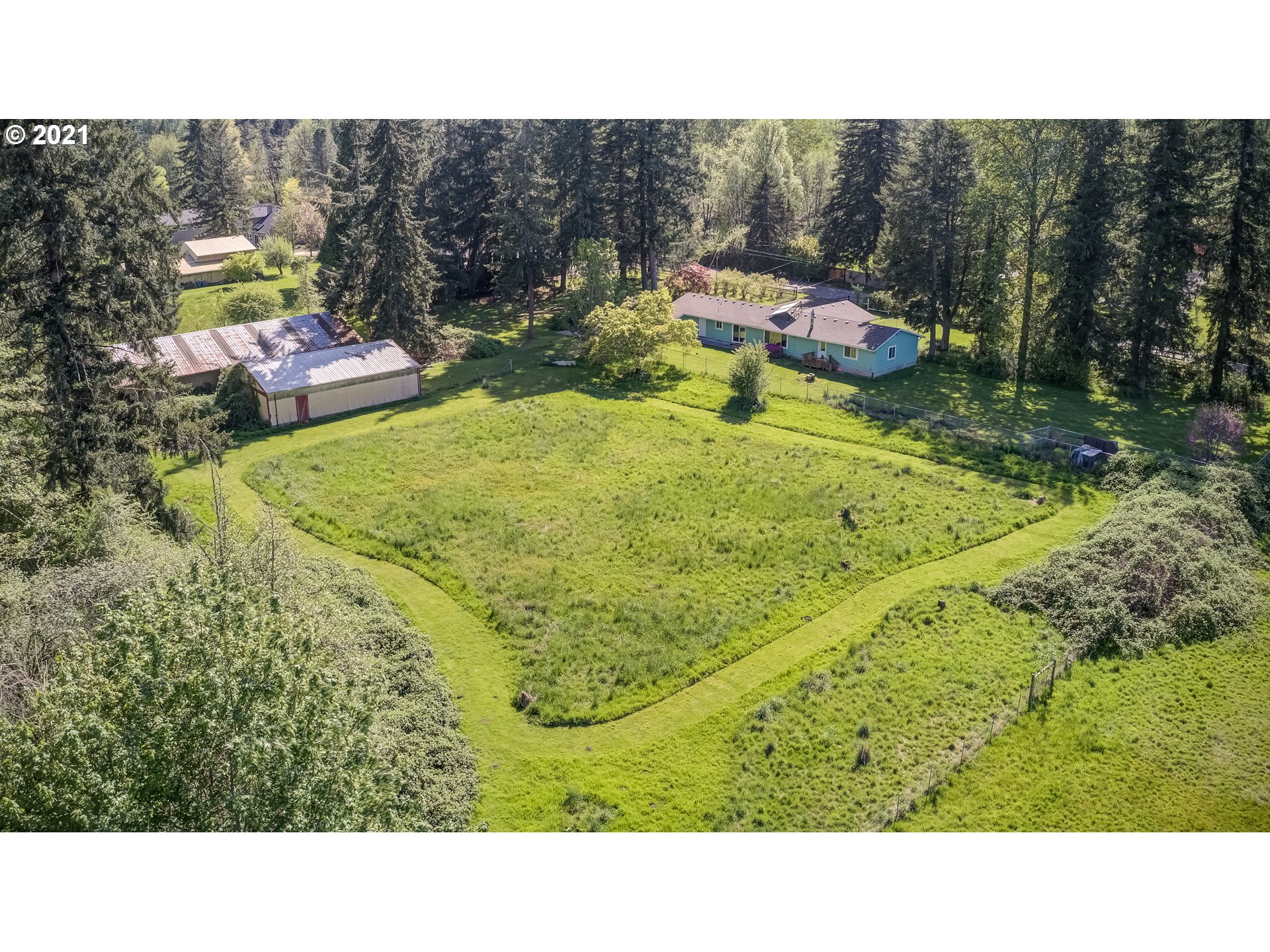 8112 Southeast Kane Road Gresham, OR 97080 - Photo 2 of 32 Gallery Image 2