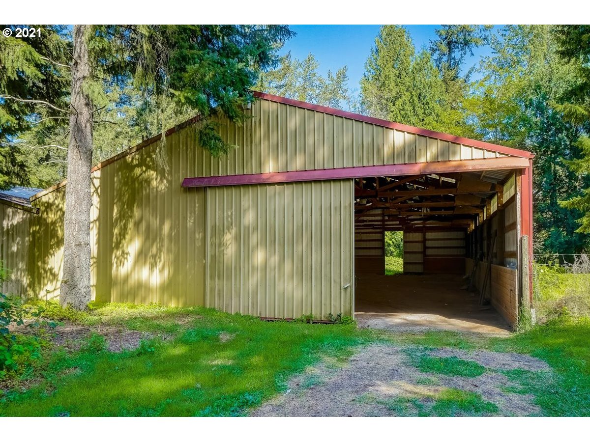 8112 Southeast Kane Road Gresham, OR 97080 - Photo 20 of 32 Gallery Image 20