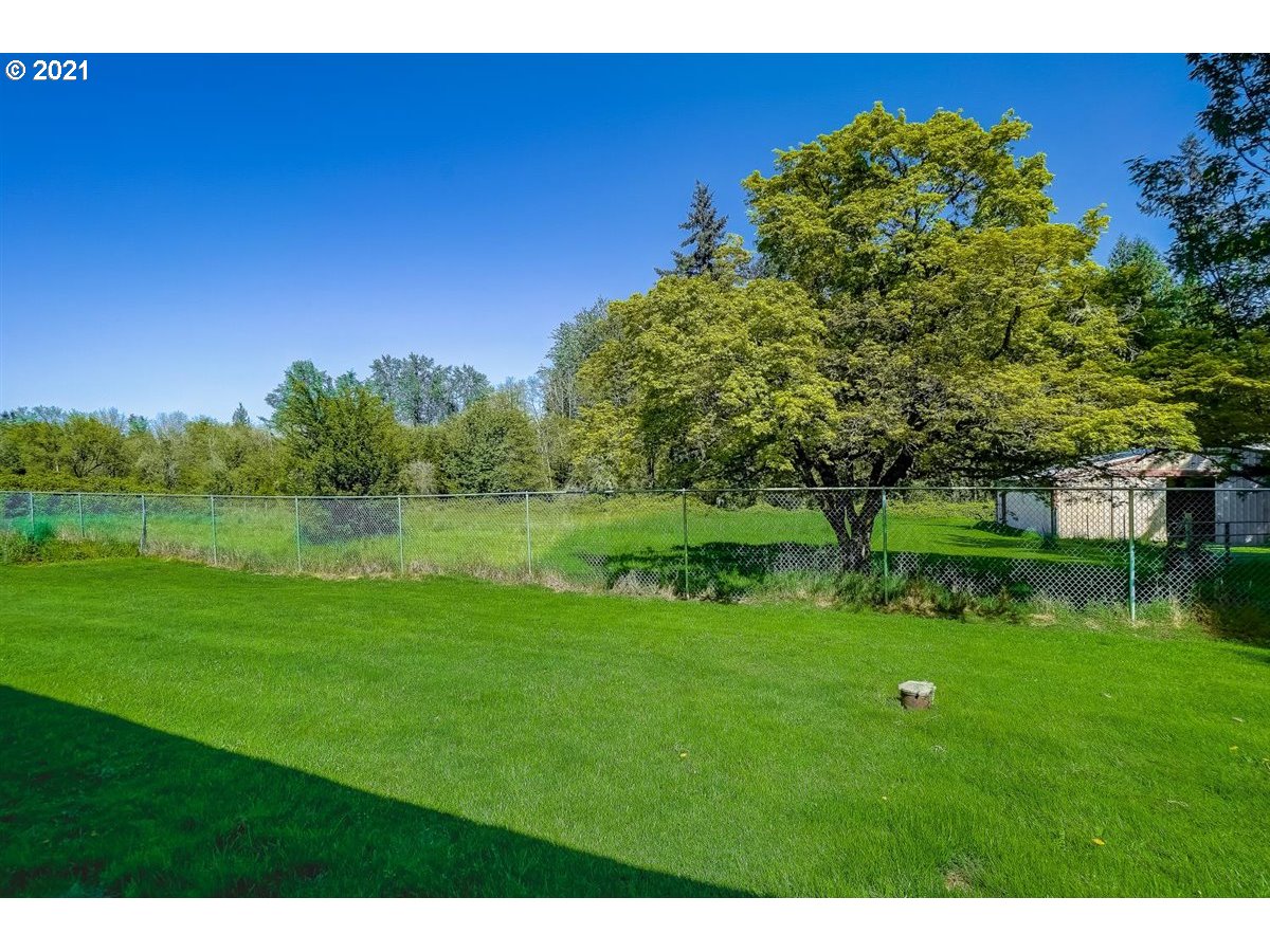 8112 Southeast Kane Road Gresham, OR 97080 - Photo 24 of 32 Gallery Image 24
