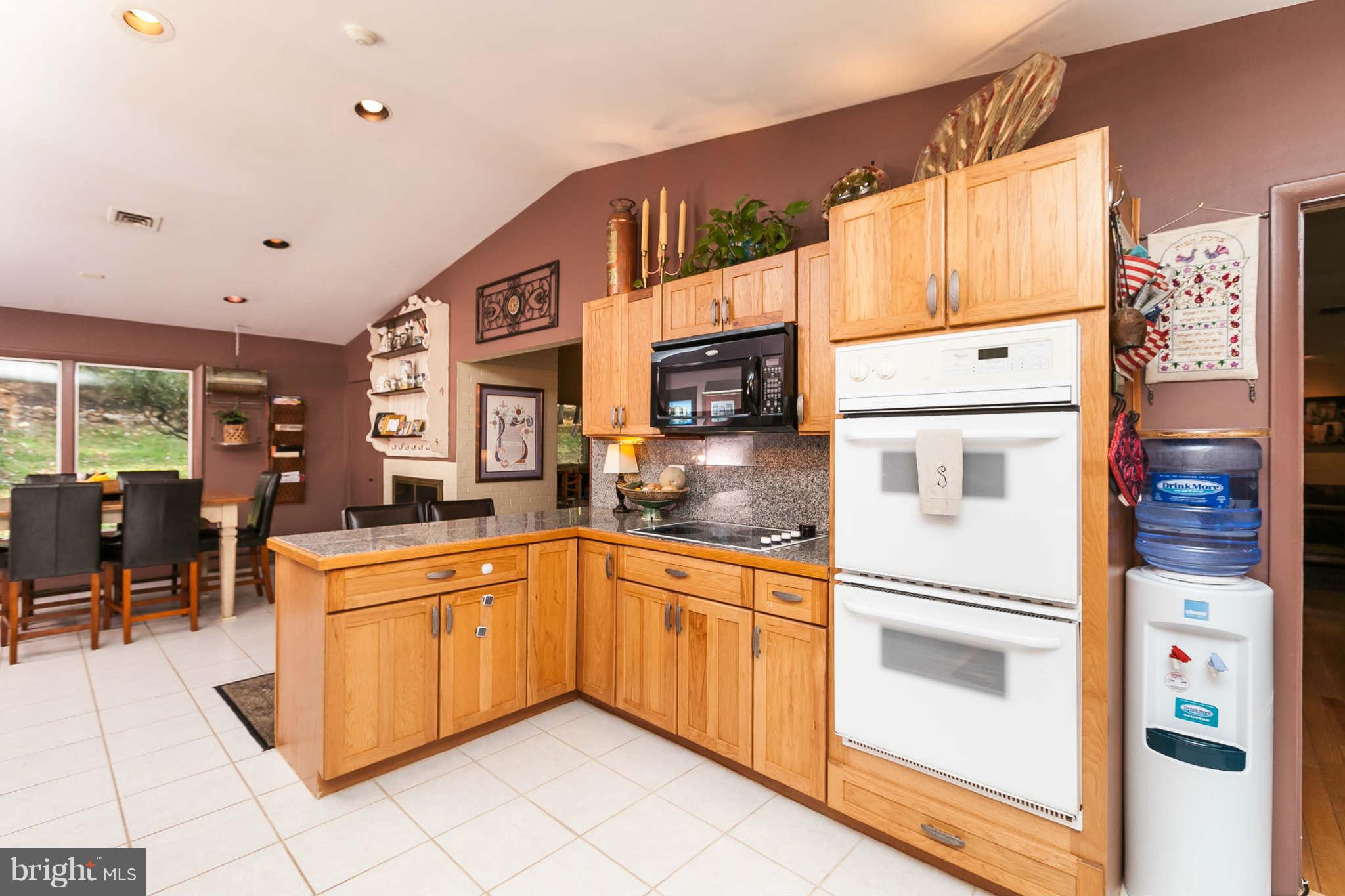 10906 Baronet Road Owings Mills, MD 21117 - Photo 13 of 30 Kitchen