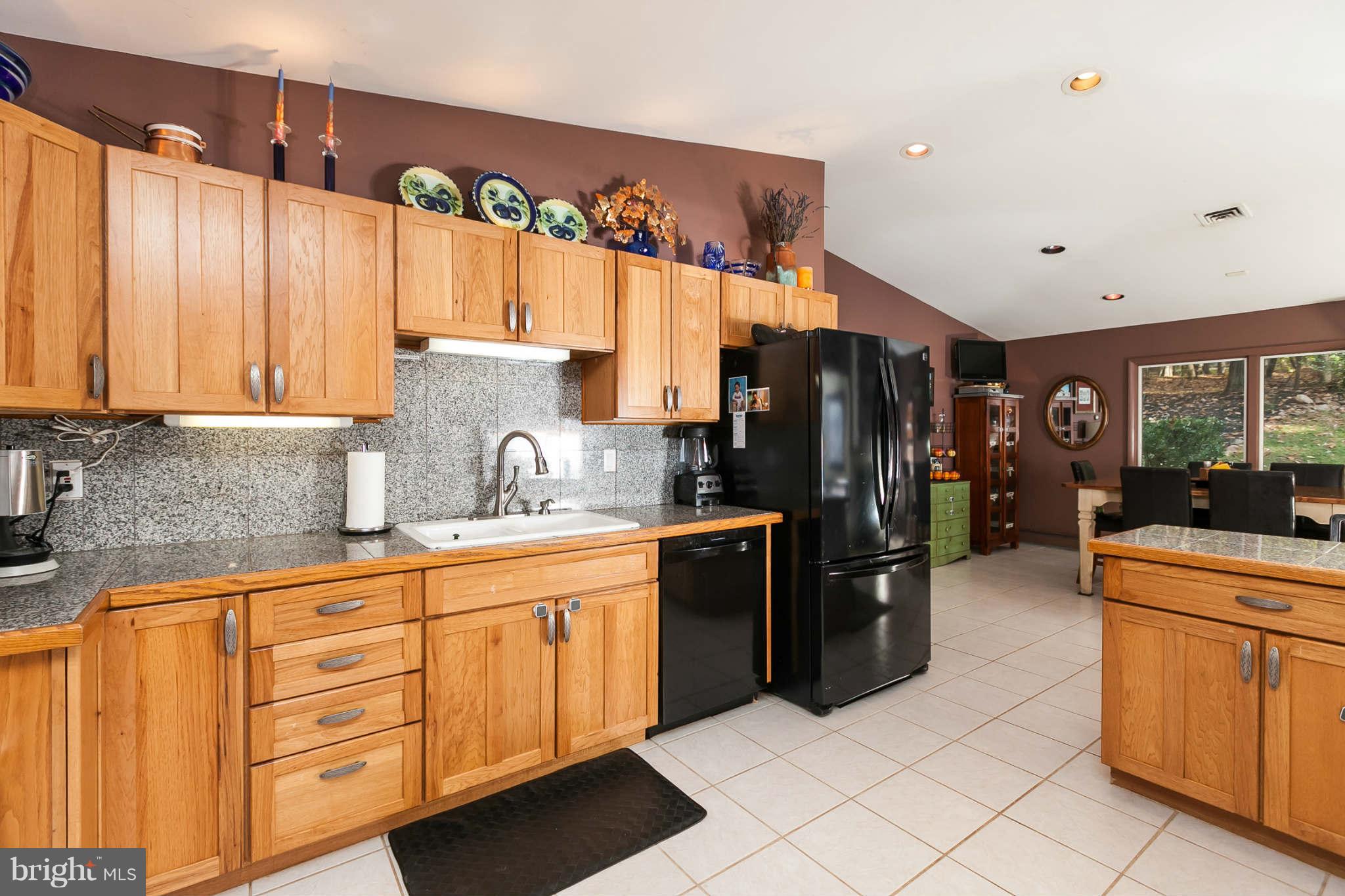 10906 Baronet Road Owings Mills, MD 21117 - Photo 10 of 30 Kitchen