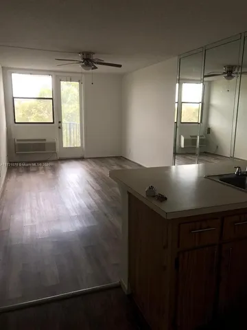 $145,000 | 2701 Riverside Drive, Unit 515B, Coral Springs, FL 33065