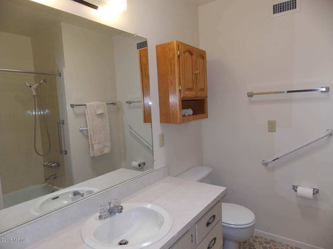 4820 East Fort Lowell Road, Unit D Tucson, AZ 85712 - Photo 14 of 17 Gallery Image 14