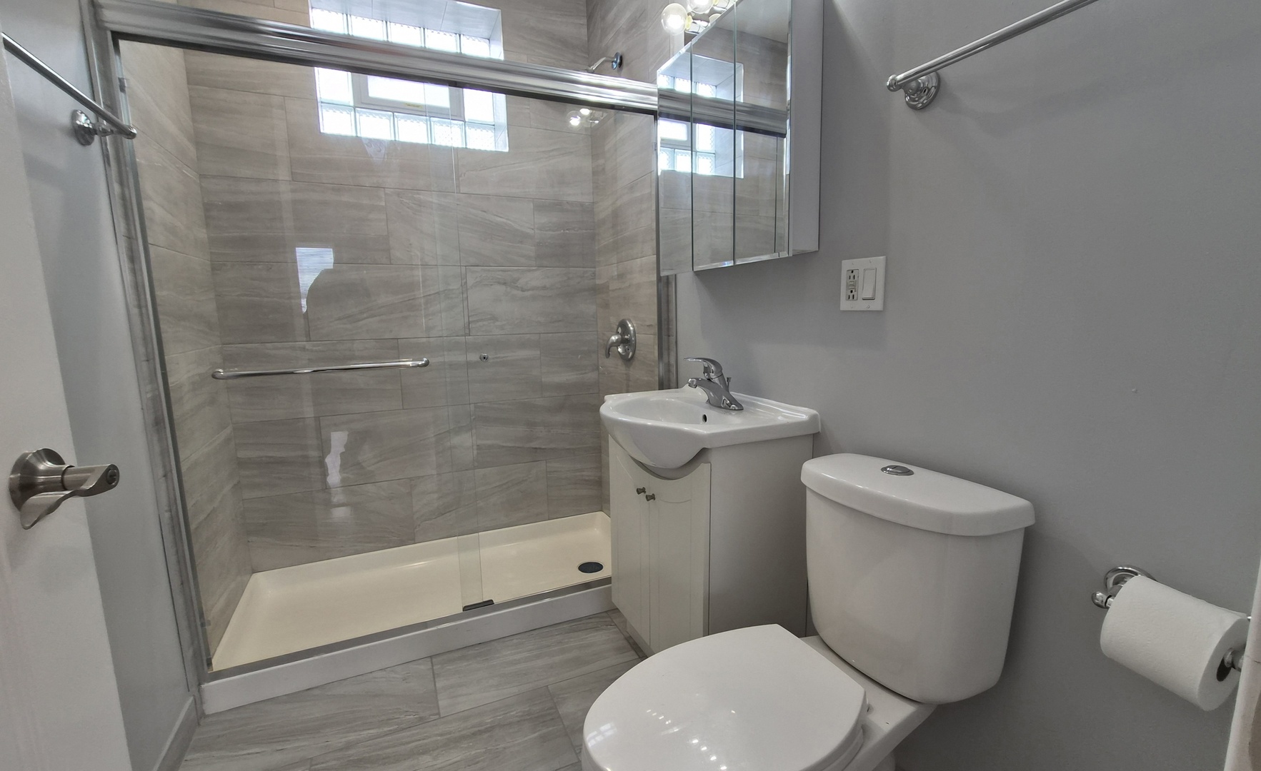 3748 North Kilpatrick Avenue, Unit 1 Chicago, IL 60641 - Photo 7 of 7