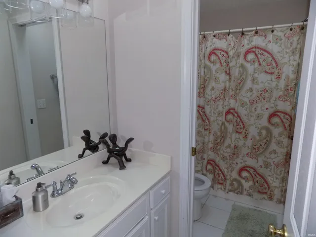 $374,900 | 3044 Birdie Circle, Evansville, IN 47725