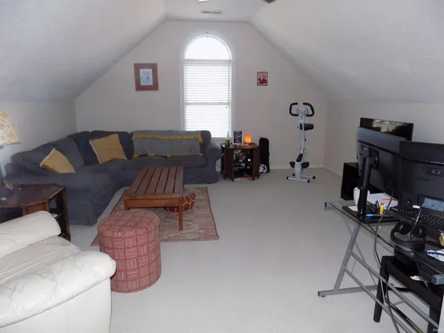 $374,900 | 3044 Birdie Circle, Evansville, IN 47725