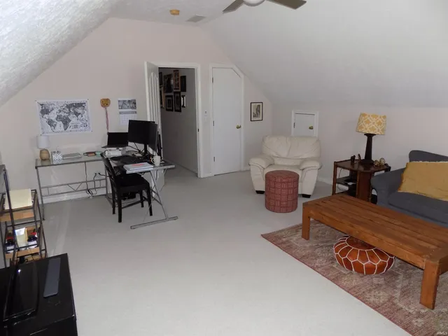 $374,900 | 3044 Birdie Circle, Evansville, IN 47725