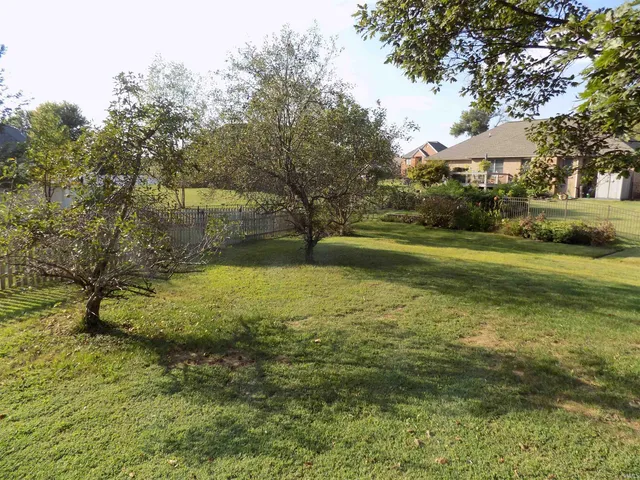 $374,900 | 3044 Birdie Circle, Evansville, IN 47725