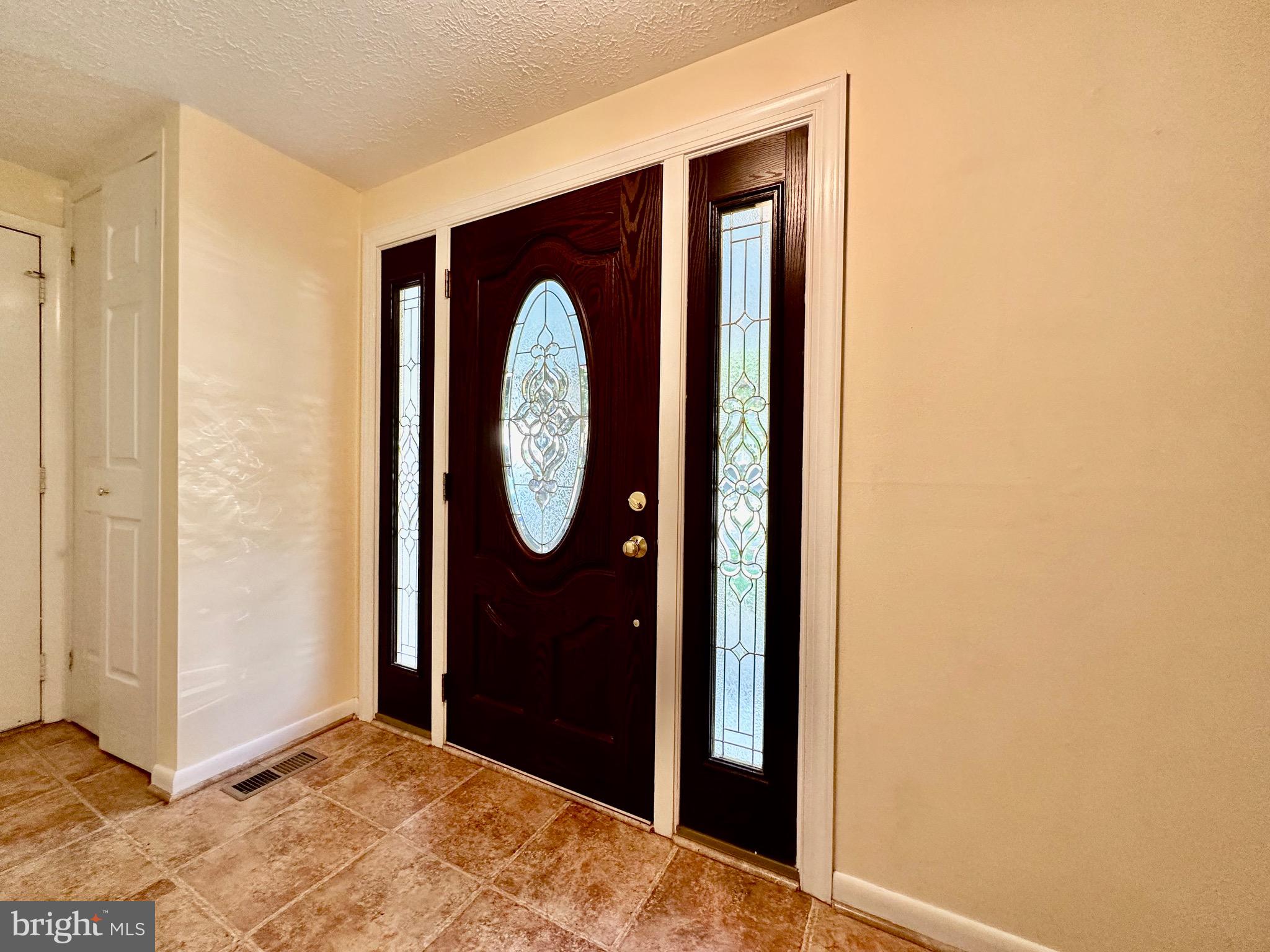 8113 Winter Blue Court Springfield, VA 22153 - Photo 4 of 58 Gorgeous leaded light front door and sidelights