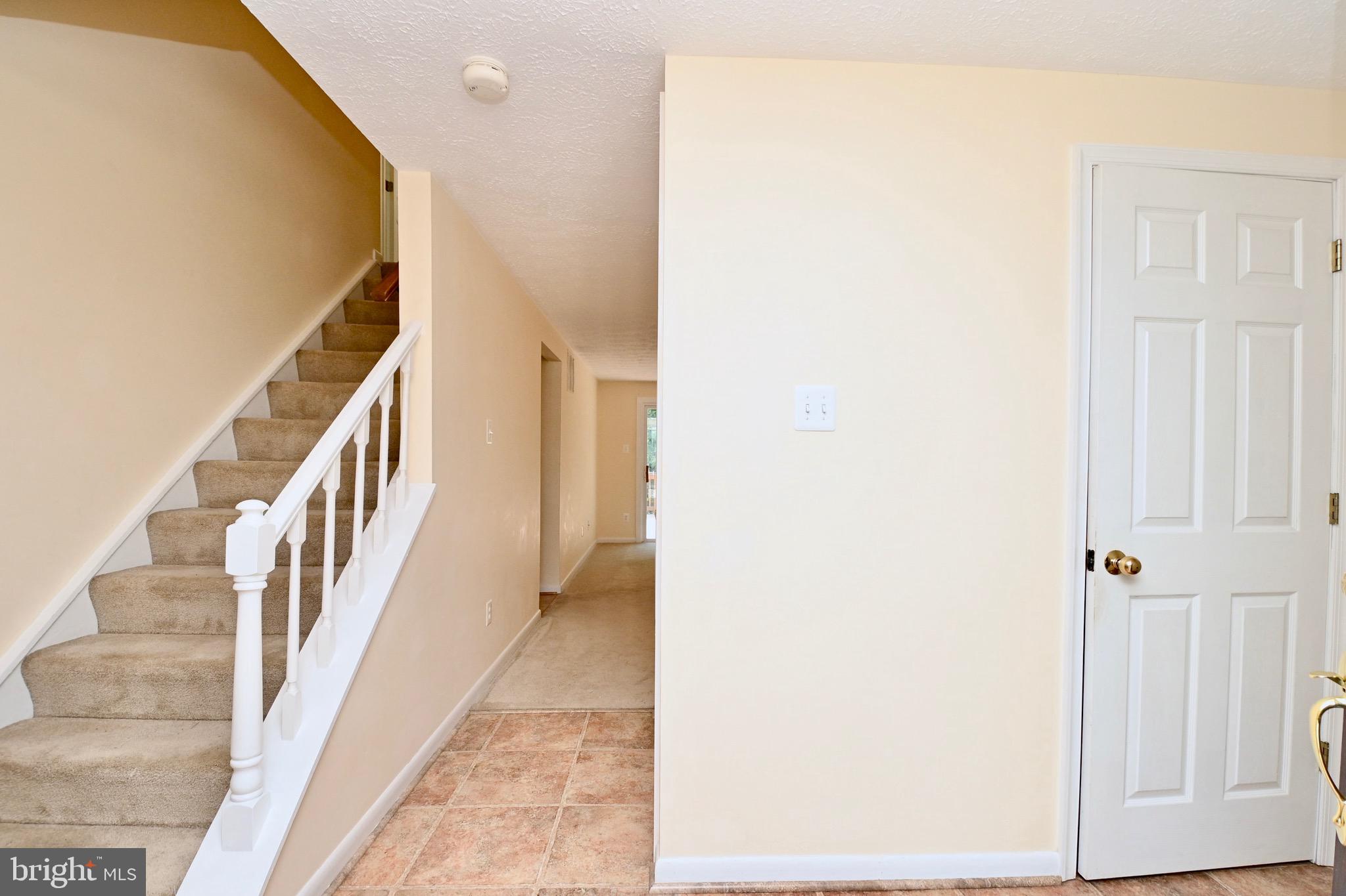 8113 Winter Blue Court Springfield, VA 22153 - Photo 6 of 58 Hallway and upper stair case