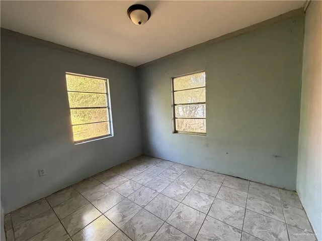 $1,200 | 110 West Cardinal Avenue, Pharr, TX 78577