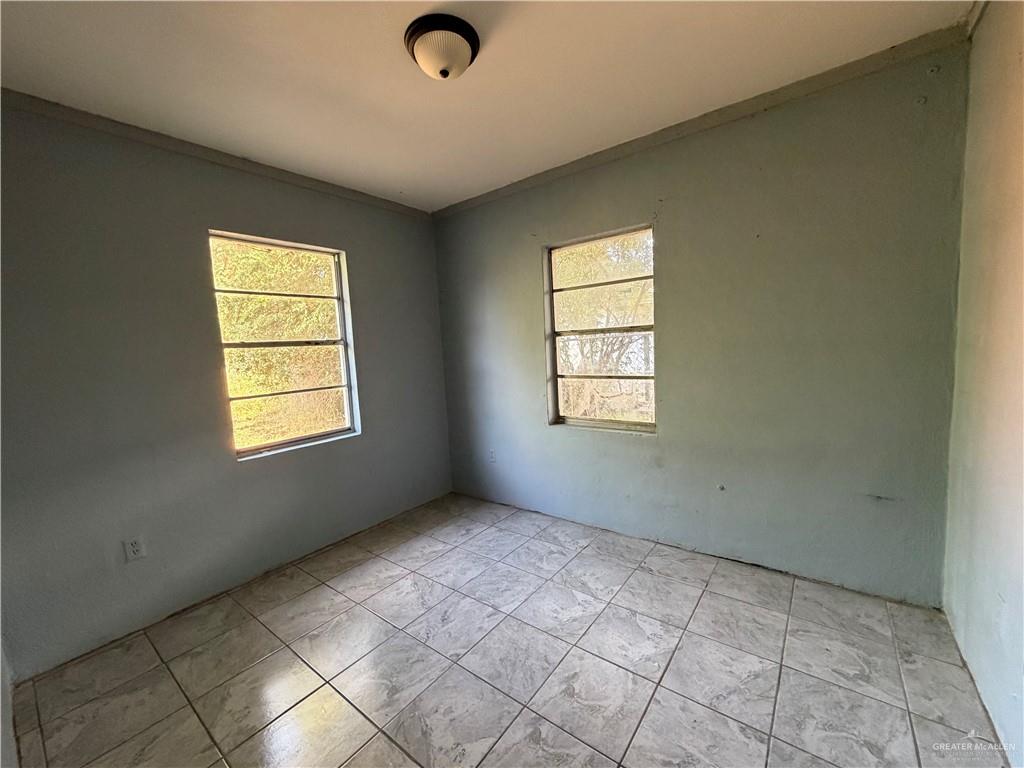 110 West Cardinal Avenue Pharr, TX 78577 - Photo 5 of 10