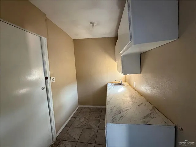$1,200 | 110 West Cardinal Avenue, Pharr, TX 78577