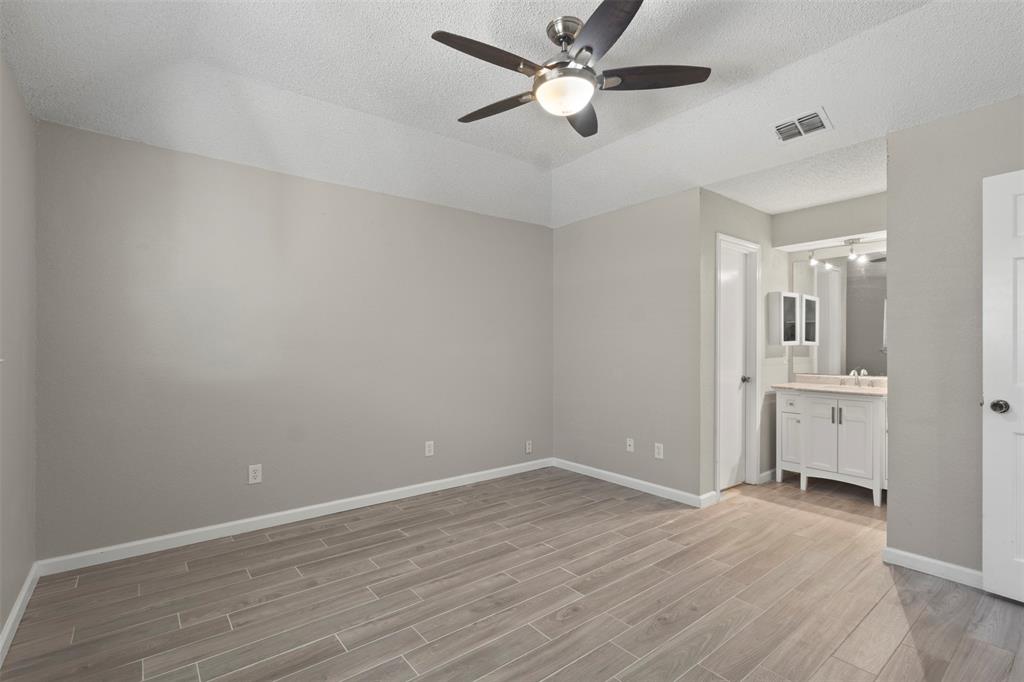 3002 Penny Lane Euless, TX 76039 - Photo 11 of 28