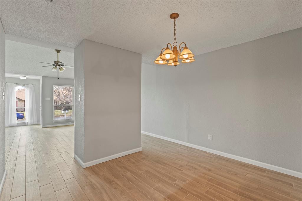 3002 Penny Lane Euless, TX 76039 - Photo 7 of 28