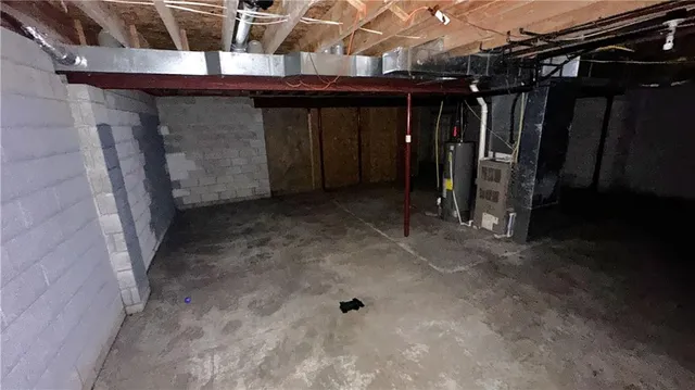 $360,000 | 14 Sassafras Lane, Greensburg, PA 15601