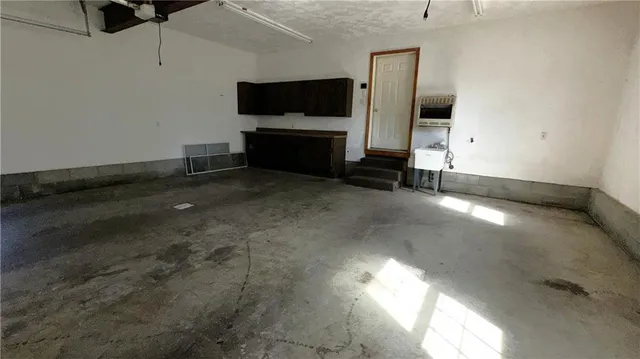 $360,000 | 14 Sassafras Lane, Greensburg, PA 15601