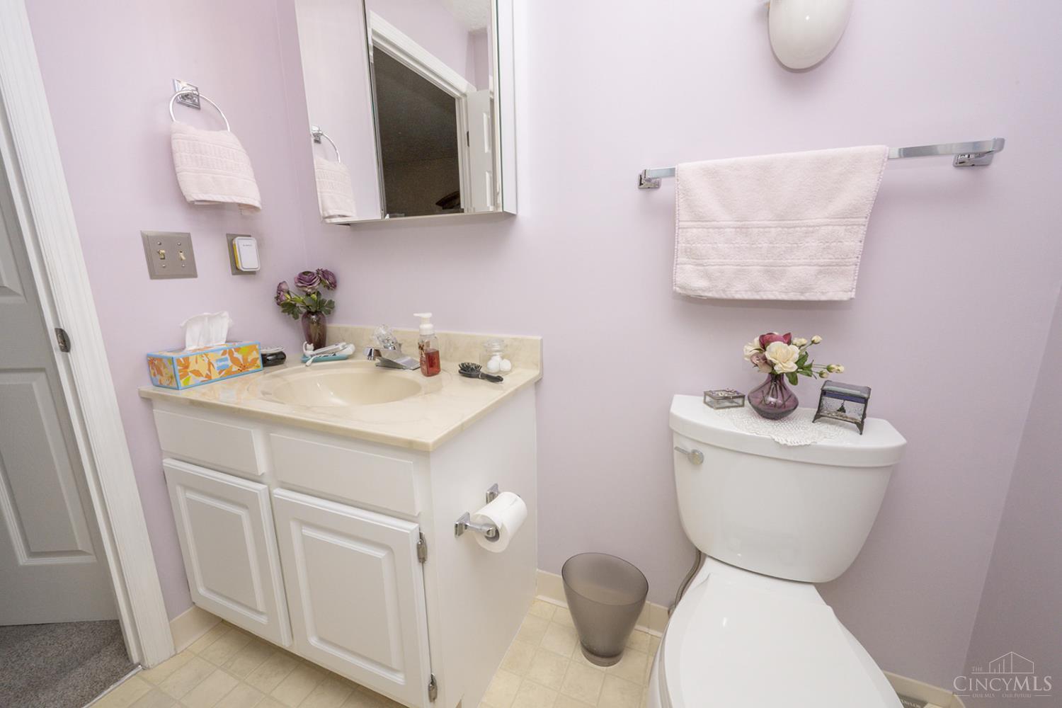 541 Davis Road, Unit 10 Cincinnati, OH 45255 - Photo 13 of 19