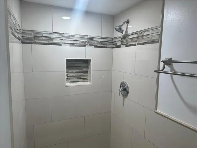 $2,100 | 2971 Estancia Boulevard, Unit 321, Clearwater, FL 33761