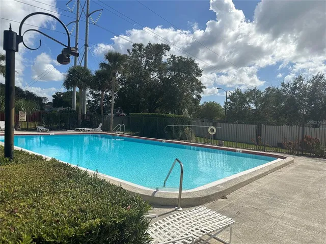 $2,100 | 2971 Estancia Boulevard, Unit 321, Clearwater, FL 33761