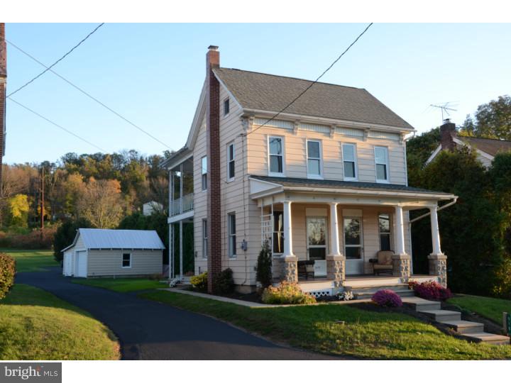 918 Fritztown Road Sinking Spring, PA 19608 - Photo 2 of 23 Exterior Front