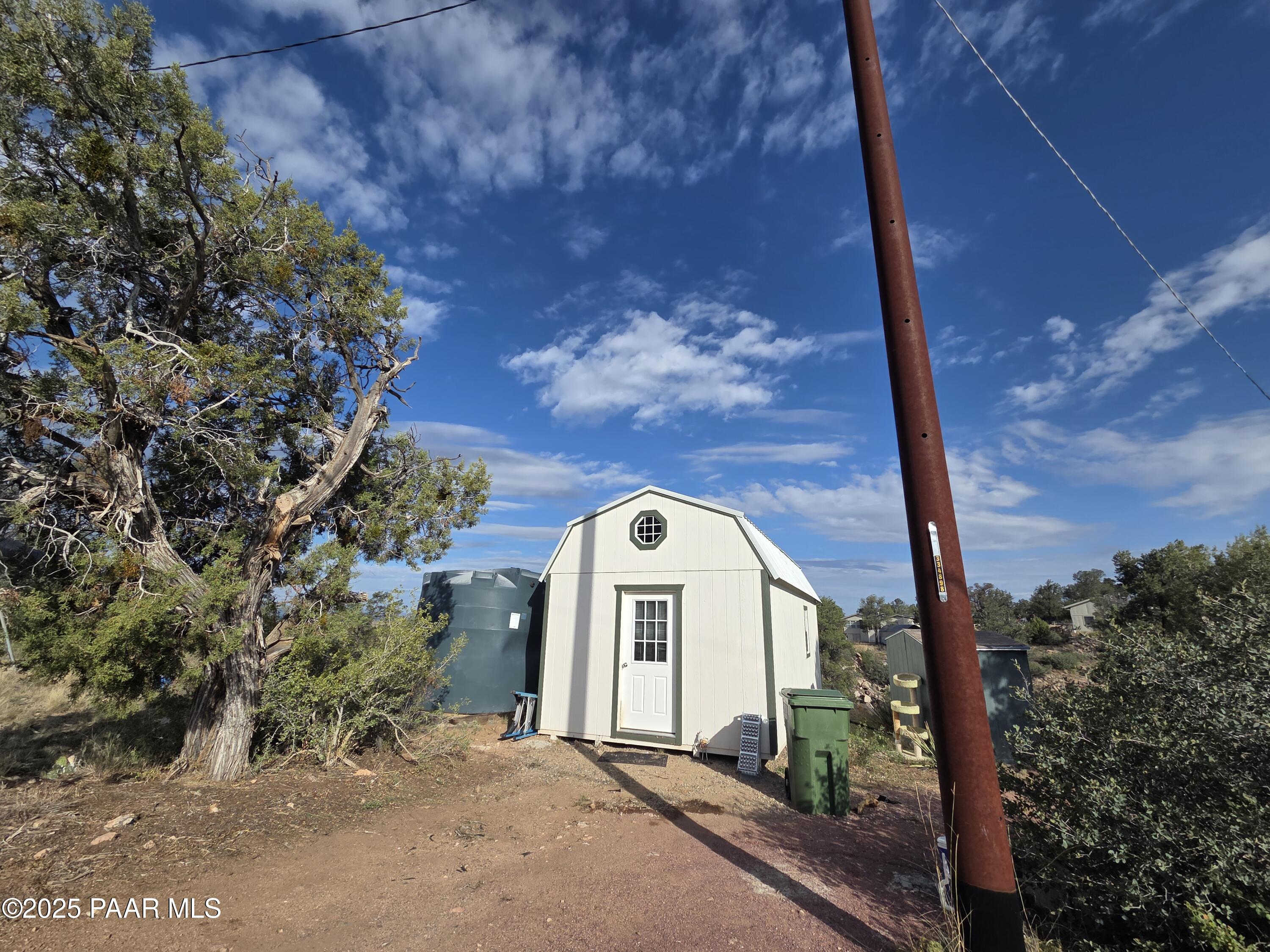 7250 West Hootenanny Road Prescott, AZ 86305 - Photo 25 of 30 a view of a small space