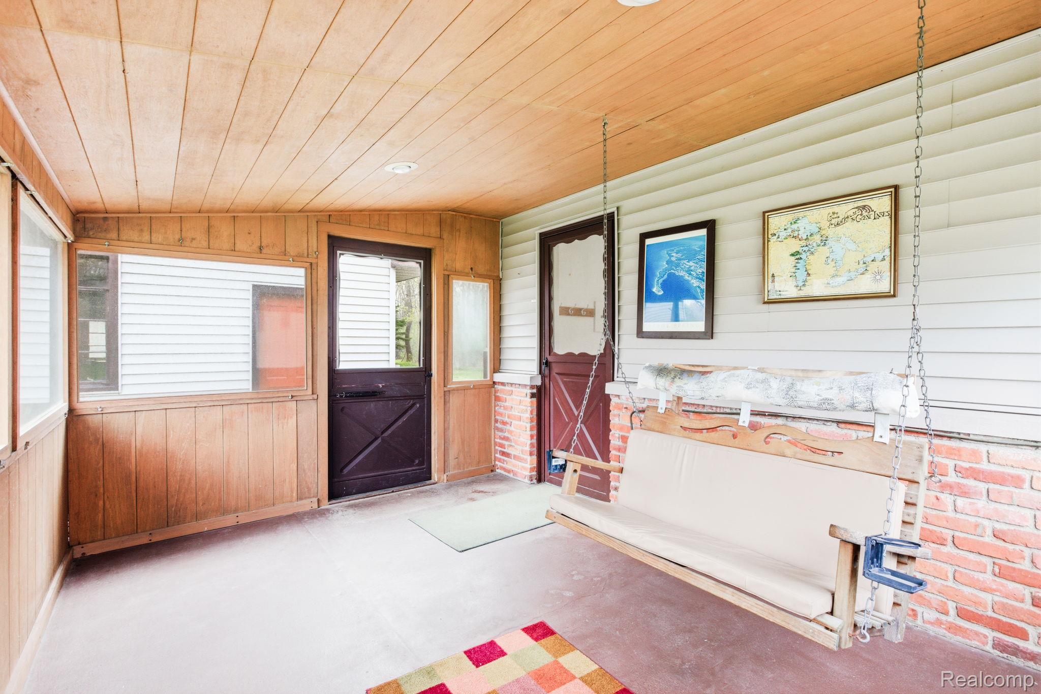 4602 Howard Road Smiths Creek, MI 48074 - Photo 25 of 38 4602 Howard Rd (30).jpg
