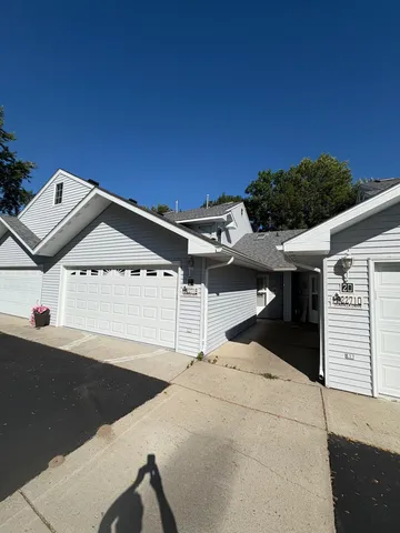 $584,900 | 22718 Dunvilla Drive, Unit 21, Pelican Rapids, MN 56572