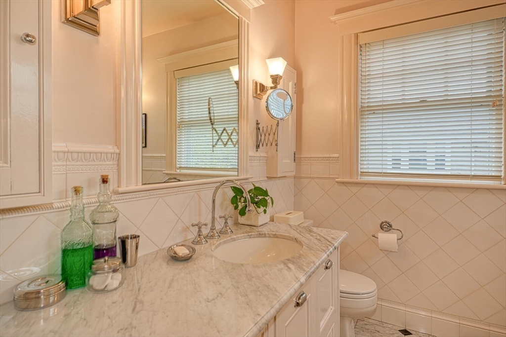 30 Walker Street Newton, MA 02460 - Photo 29 of 40