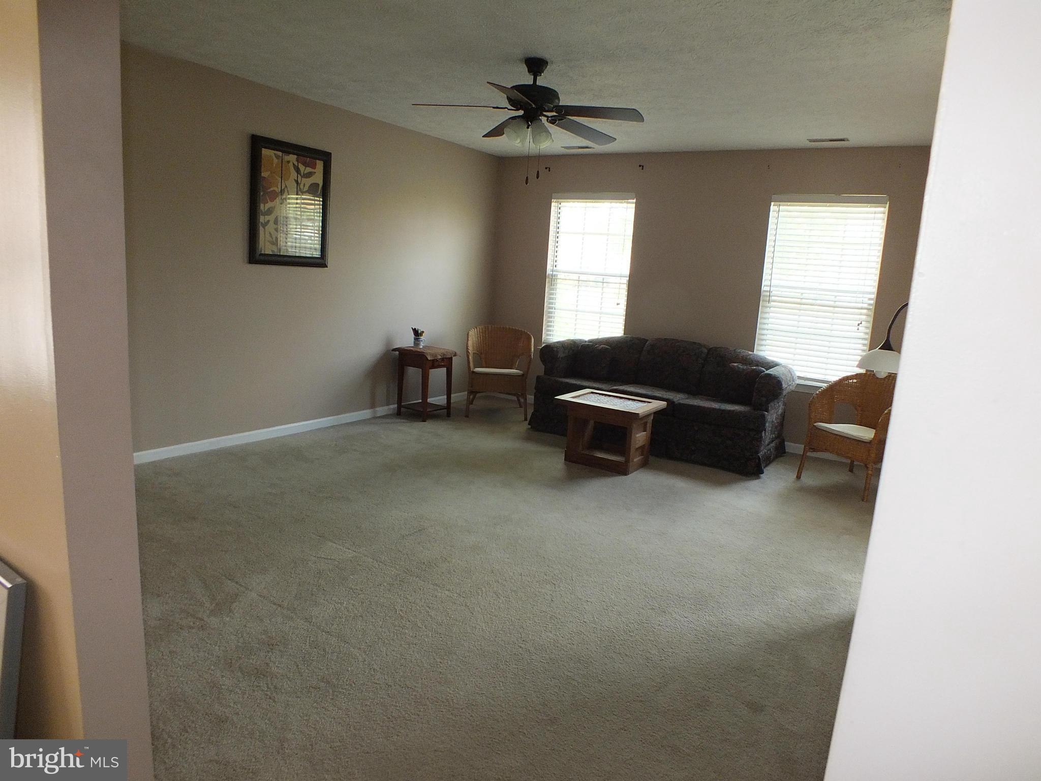 202 Raven Road Stephens City, VA 22655 - Photo 2 of 13 Living Room