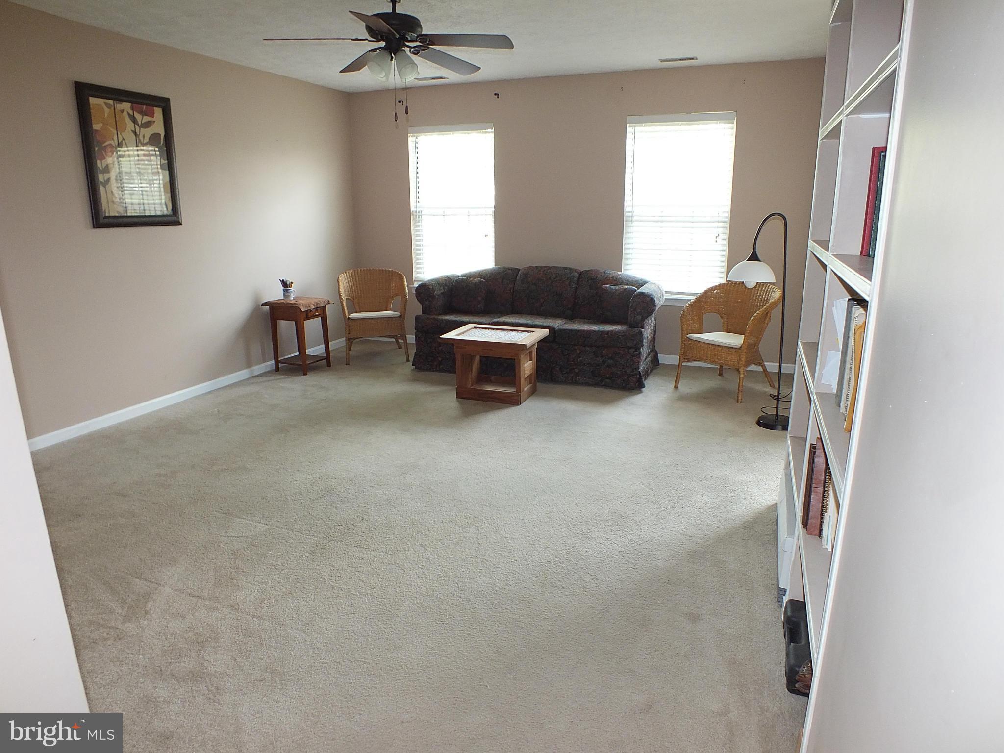 202 Raven Road Stephens City, VA 22655 - Photo 3 of 13 Living Room