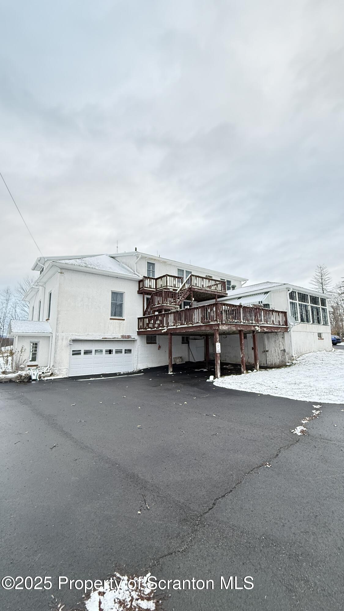220 Hickory Ridge Road Carbondale, PA 18407 - Photo 4 of 51 a view of a terrace