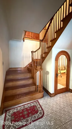 a view of entryway