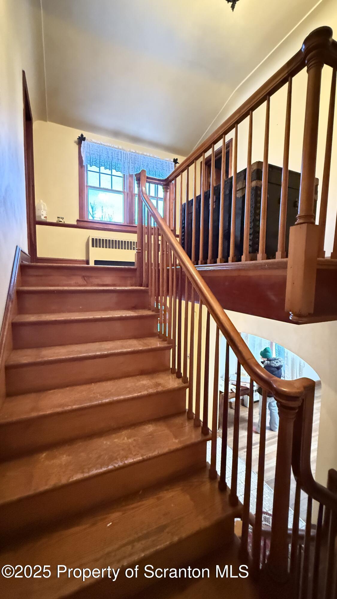 220 Hickory Ridge Road Carbondale, PA 18407 - Photo 10 of 51 a view of entryway