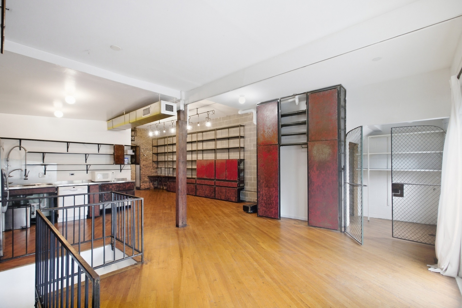 1111 West Randolph Street, Unit 2 Chicago, IL 60607 - Photo 5 of 19 Gallery Image 5
