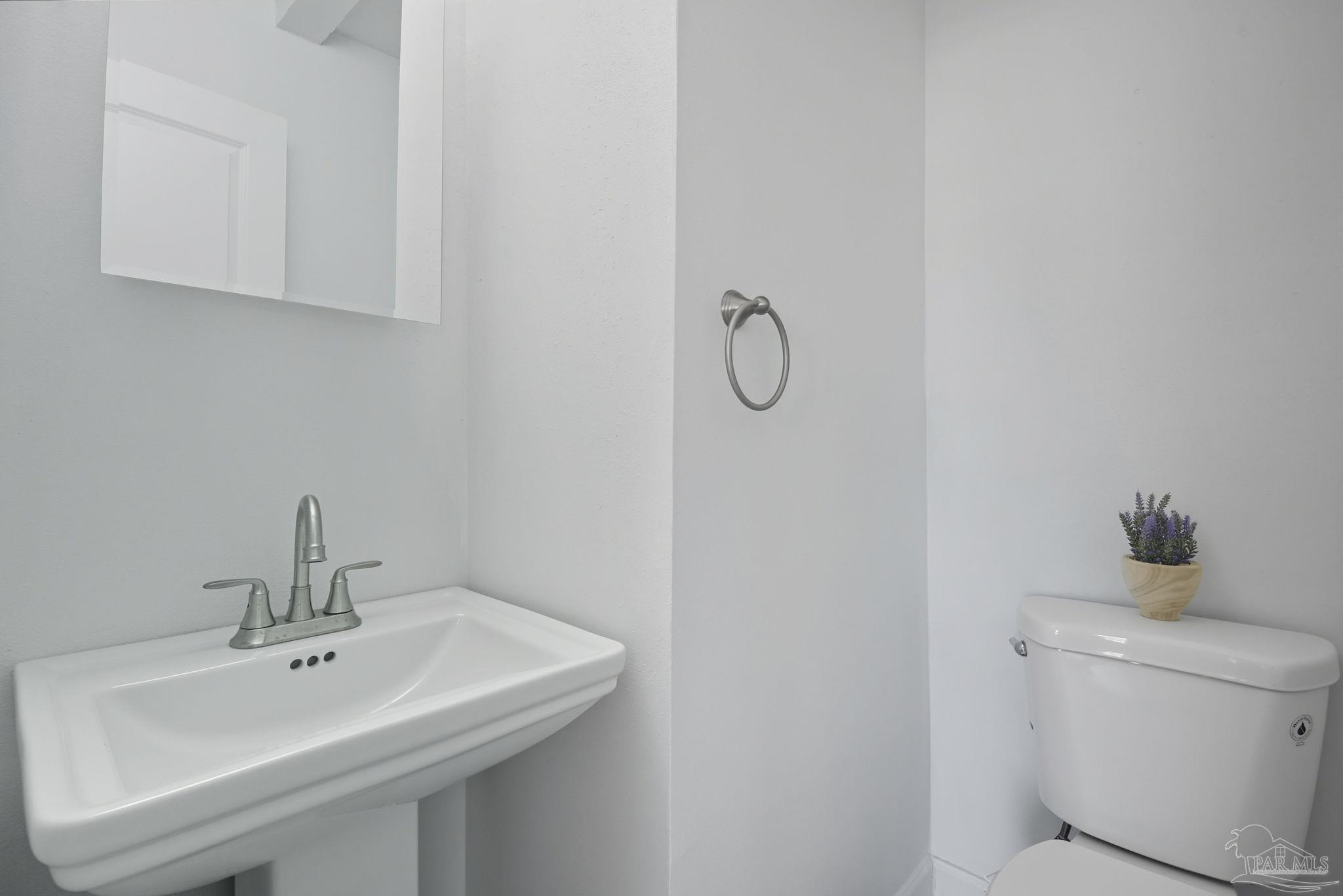 636 Elite Road Pensacola, FL 32507 - Photo 14 of 23