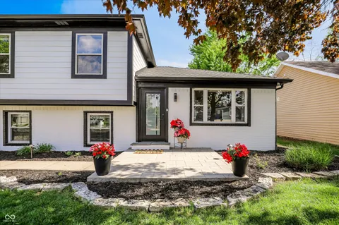 $550,000 | 1289 Bayswater Lane, Cicero, IN 46034
