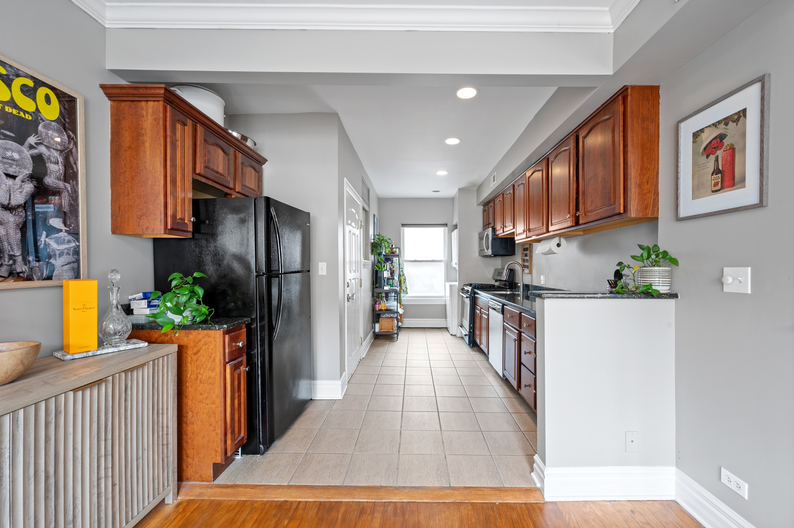 4209 North Keystone Avenue, Unit 2W Chicago, IL 60641 - Photo 14 of 19