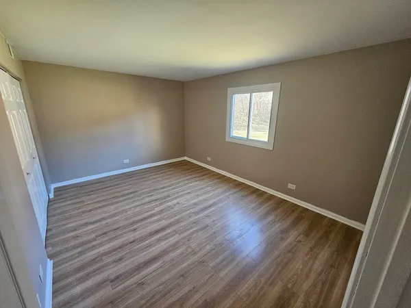 $1,750 | 687 Rosner Drive, Unit 687, Roselle, IL 60172