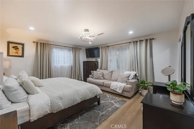 $1,199,000 | 601 West Hillsdale Street, Inglewood, CA 90302